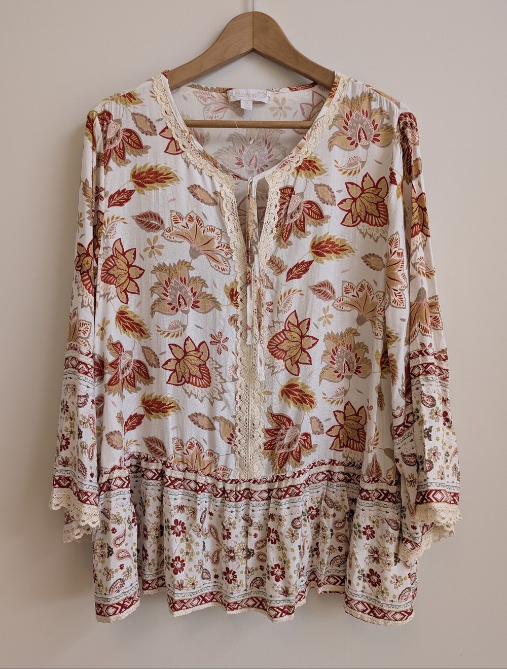 Weekend Suzanne Betro XL Peasant Blouse Top Bell Sleeve Cream Orange Red